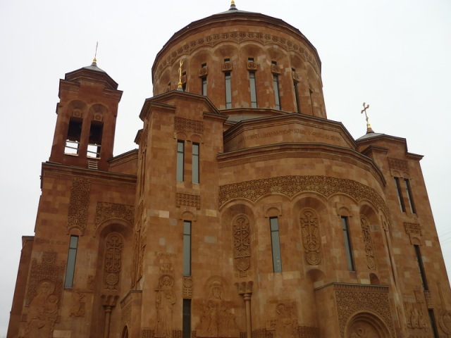 Armenian church in moscow2