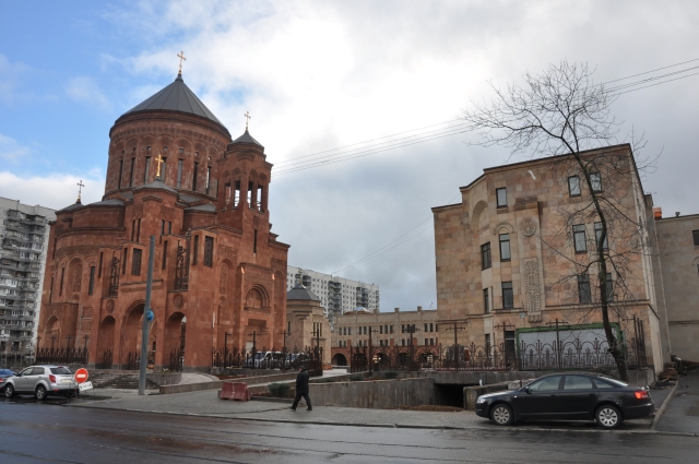 Monastery_complex_of_Armenian_Apostolic_Church_in_Moscow